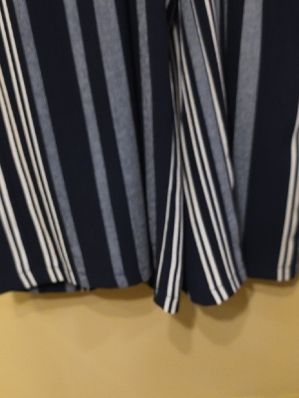 LIKE-NEW Size Small Elegant Navy & White Striped Romper Wide Leg Jumpsuit - Picture 7 of 15
